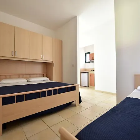 منتزه العطل Camping La Vecchia Torre